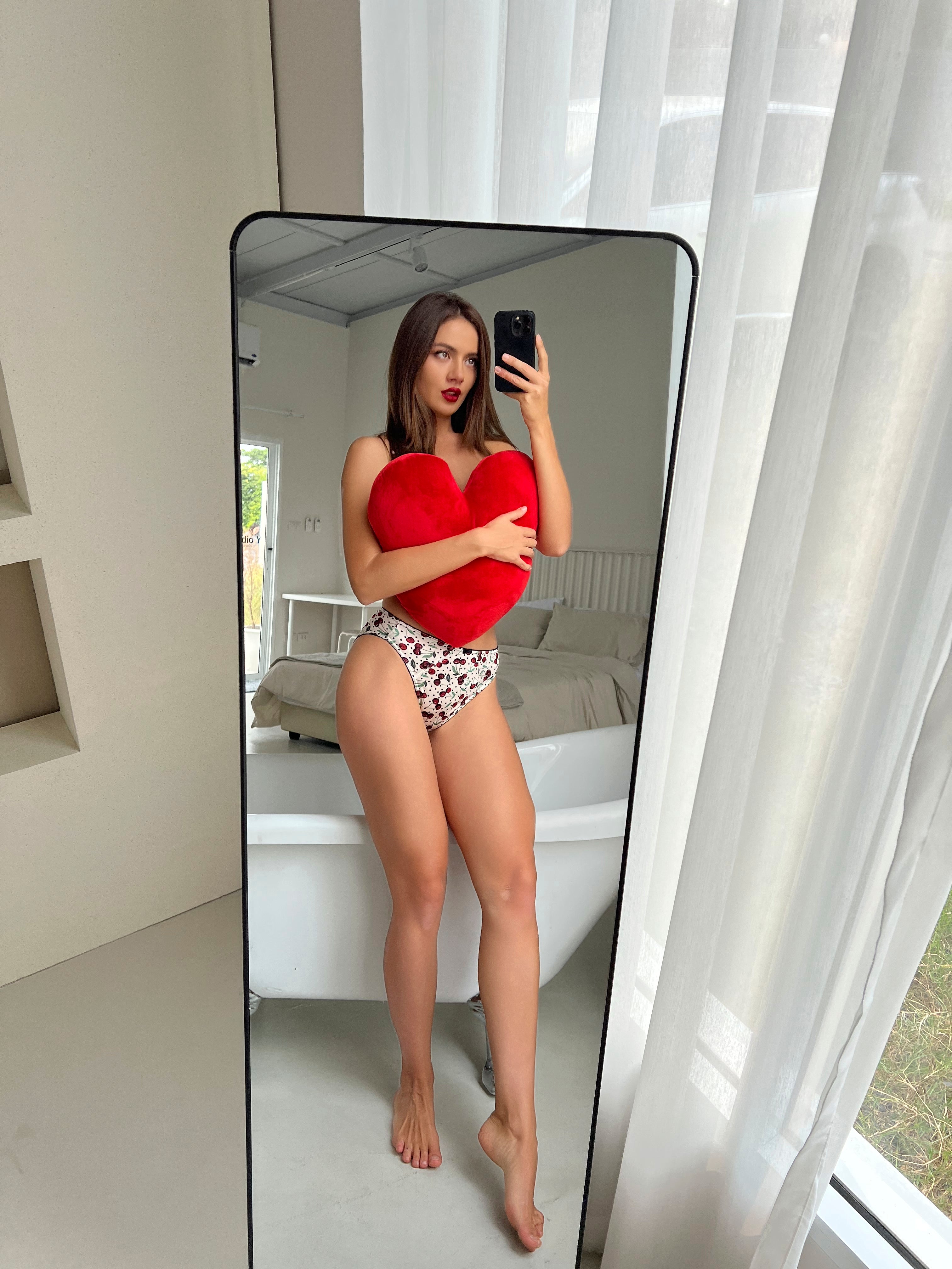 Princess Laura Panties, in Cherries