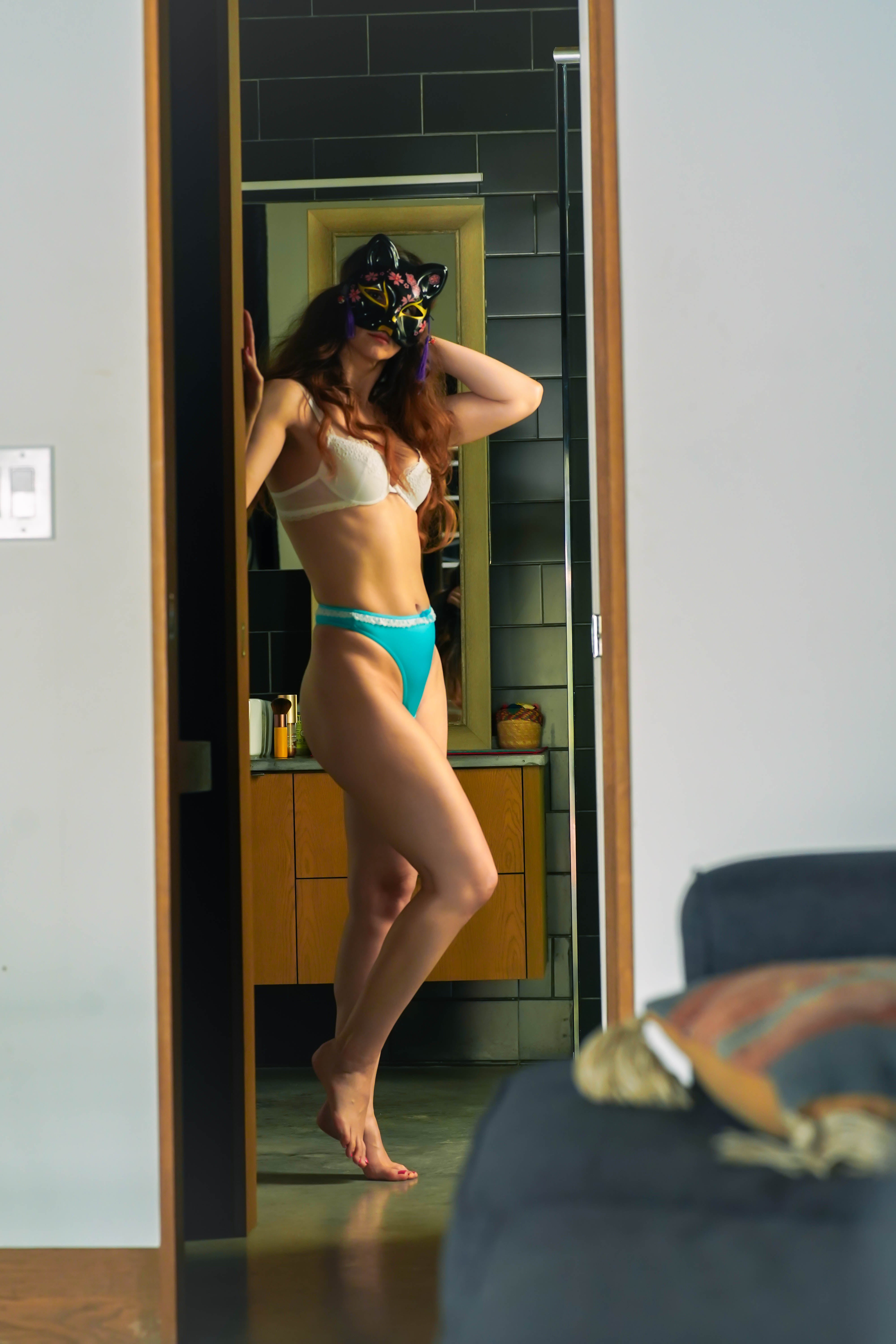 Starlette Thong, Theia Blue