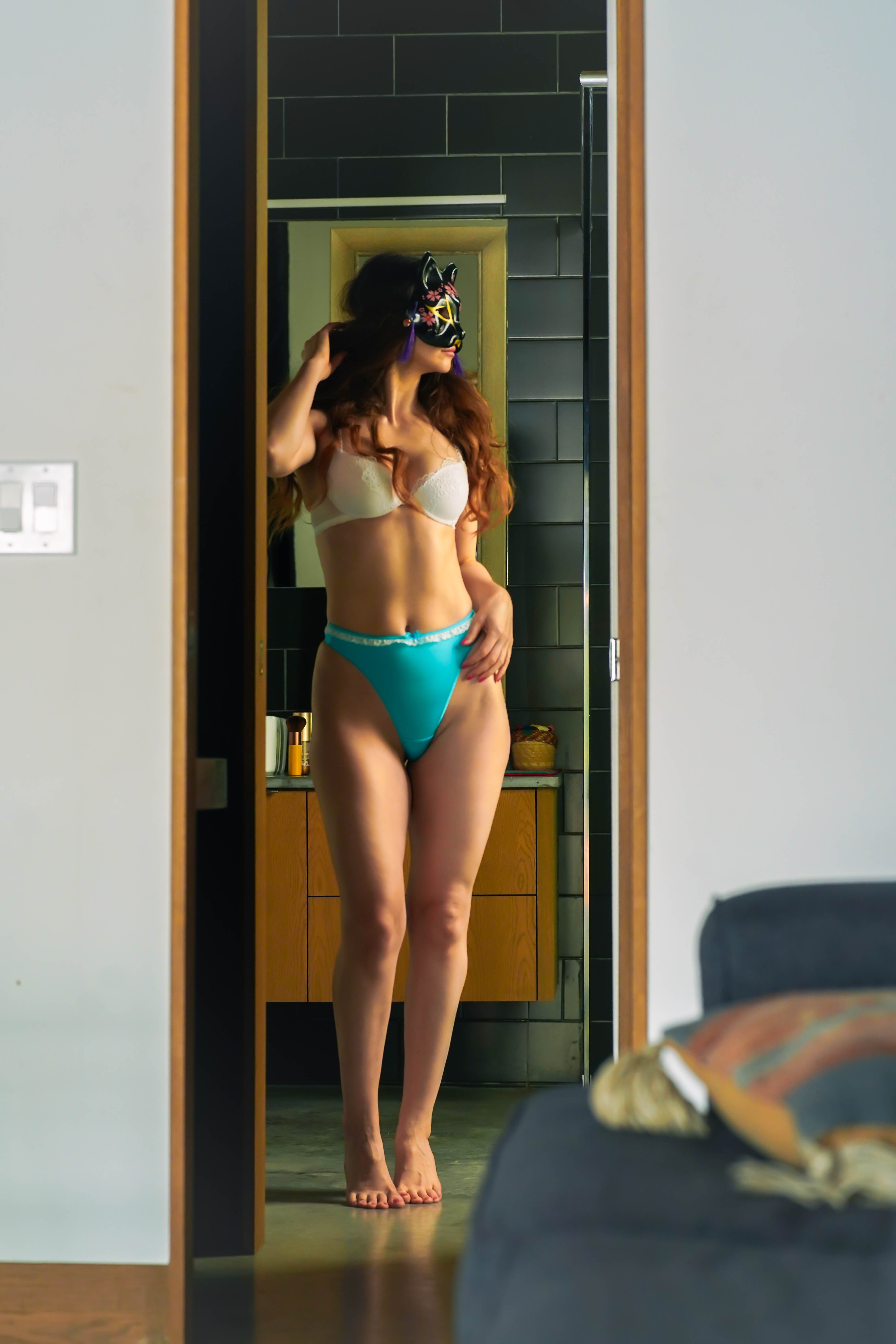 Starlette Thong, Theia Blue